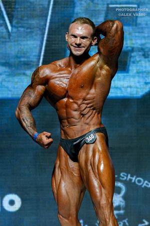 CLASSIC PHYSIQUE +178